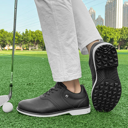 Men's golf shoes without professional spikes