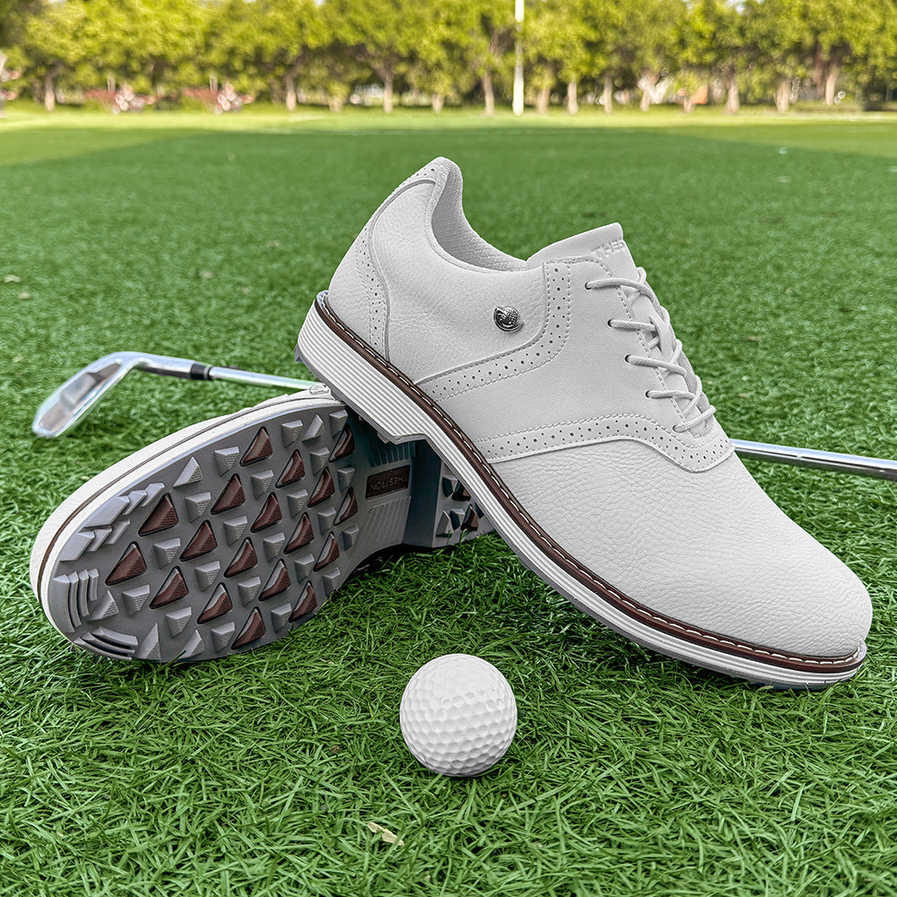 Men's golf shoes without professional spikes